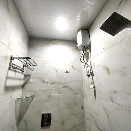 מומביי Hotel Comfy Inn מראה חיצוני תמונה